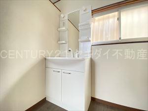 恩智北町４丁目ガレージ付き戸建て