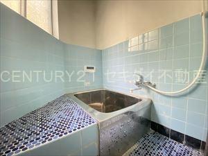 恩智北町４丁目ガレージ付き戸建て