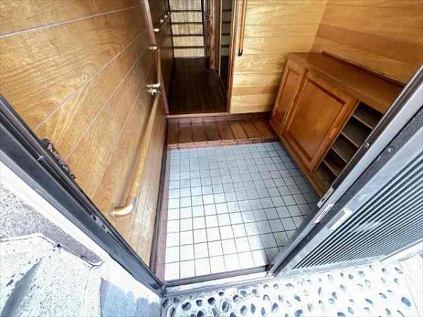 宮町3丁目貸家