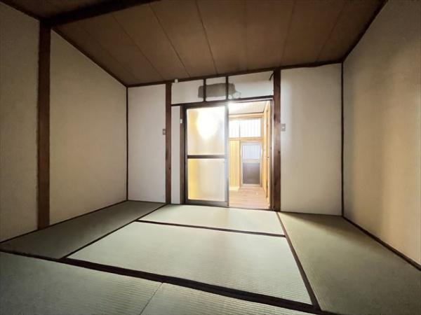 宮町3丁目貸家
