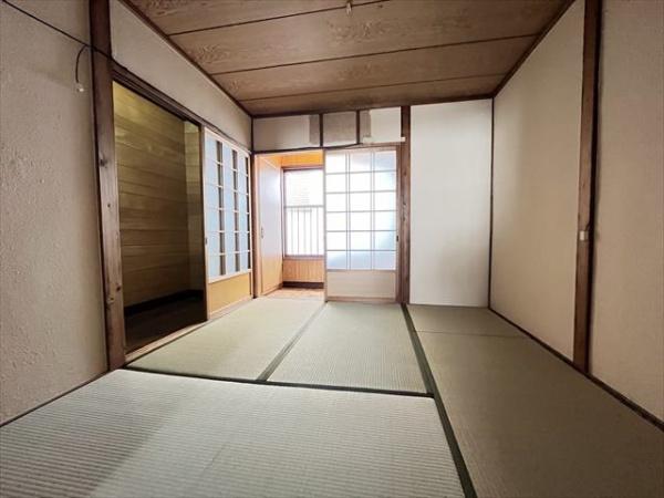 宮町3丁目貸家