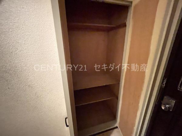 志紀ロイヤルハイツ