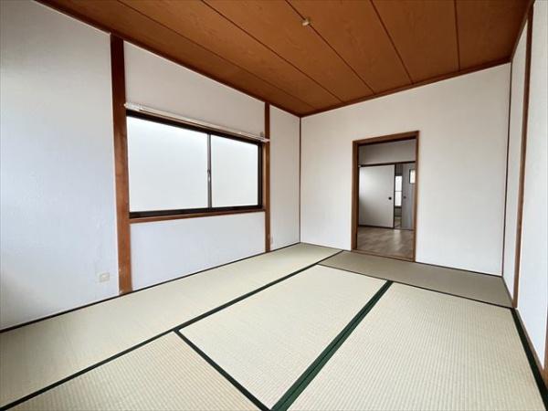 福万寺町4丁目貸家