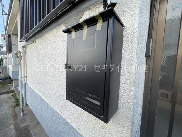 ロッヂｍ東山本新町6丁目貸家