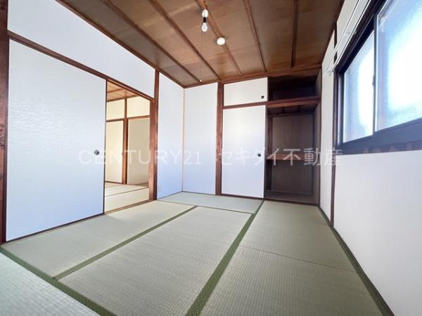 ロッヂｍ東山本新町6丁目貸家