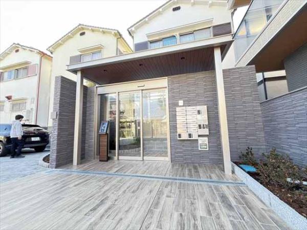 QUBE.2ND(エントランス)