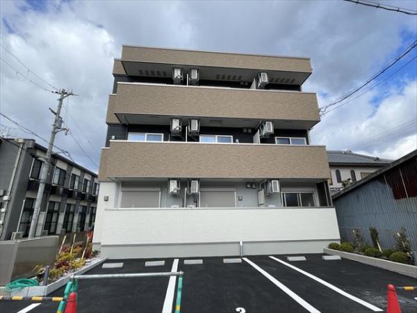 フジパレス明美町
