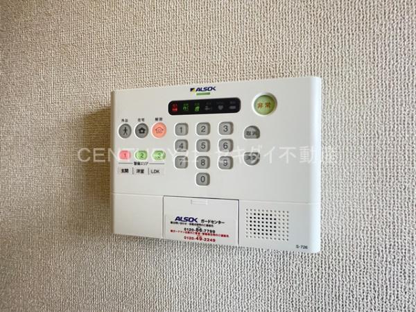 Ｌｕｍｉｅ　Ｃｏｕｒｔ