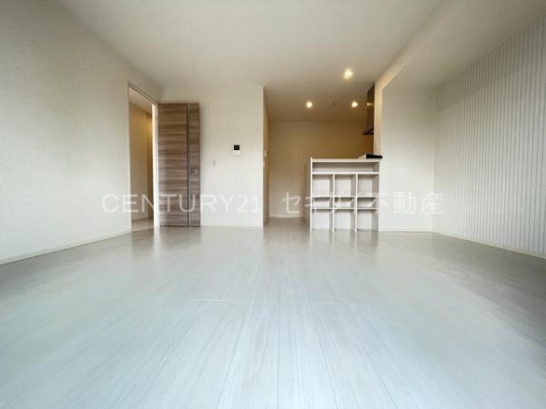 Ｌｕｍｉｅ　Ｃｏｕｒｔ