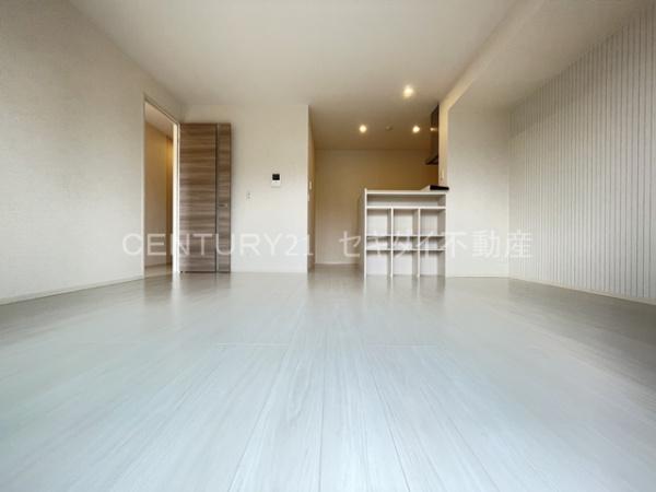 Ｌｕｍｉｅ　Ｃｏｕｒｔ