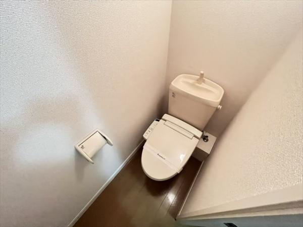 レオパレス母木