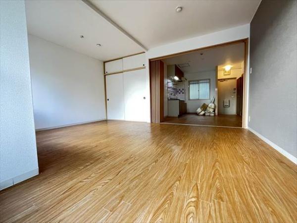 サンハイツ南本町
