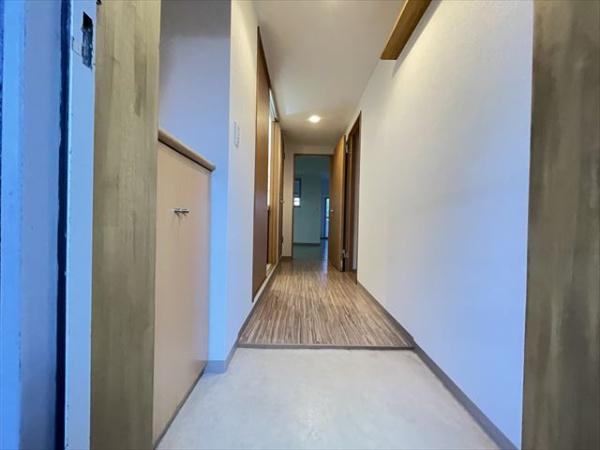 八尾市南植松町４丁目のマンション