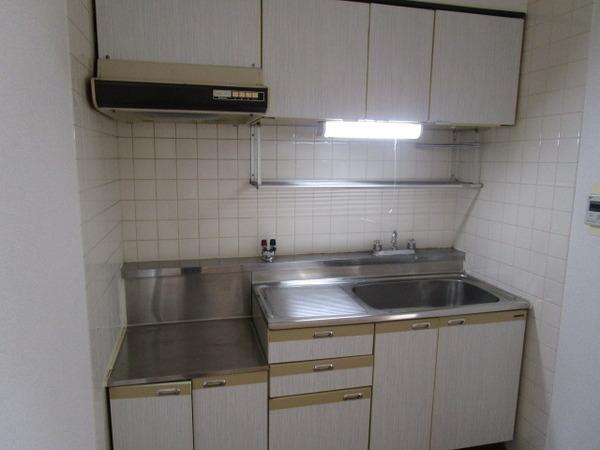 八尾市南植松町４丁目のマンション