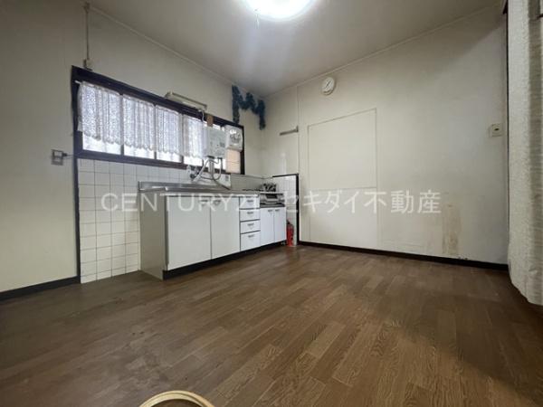 高安町北5丁目テラスハウス