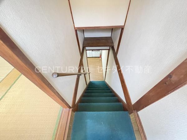 高安町北5丁目テラスハウス