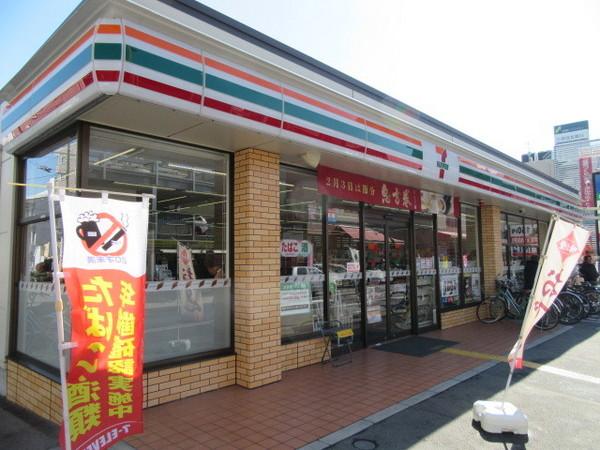 メゾンアオクロ(セブンイレブン八尾高美町4丁目店)