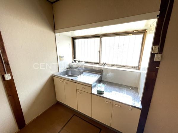 明美町2丁目平屋
