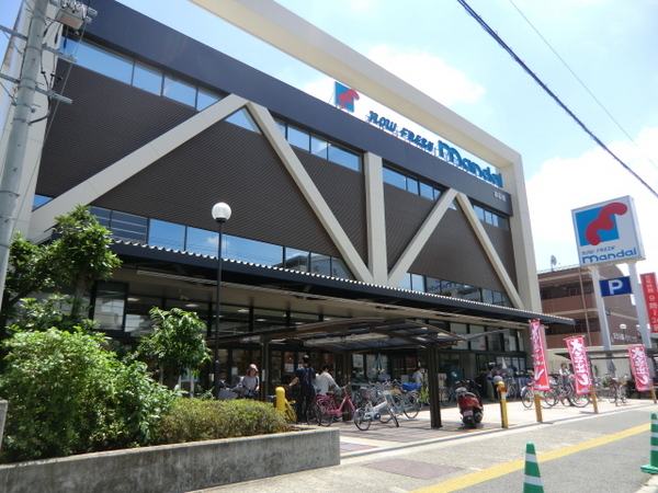 レオパレスさちA(万代志紀店)