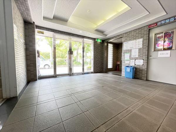 ドゥヴァンルパルク川村