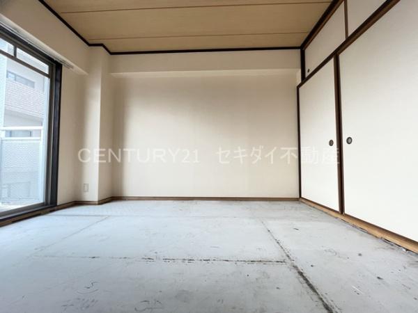 ドゥヴァンルパルク川村