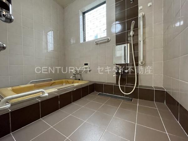 南本町2丁目戸建て