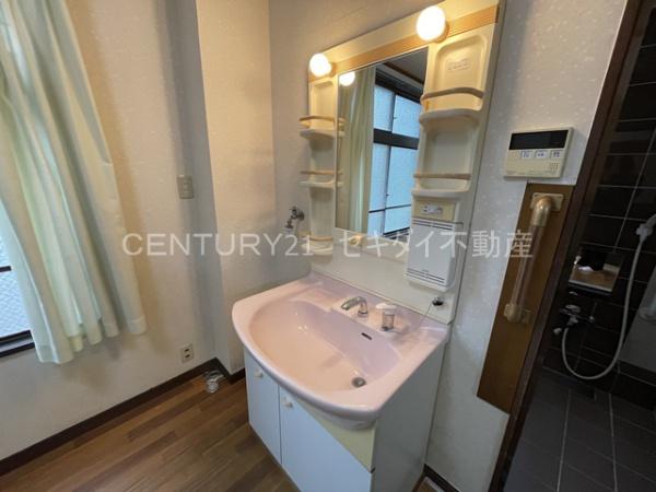 南本町2丁目戸建て