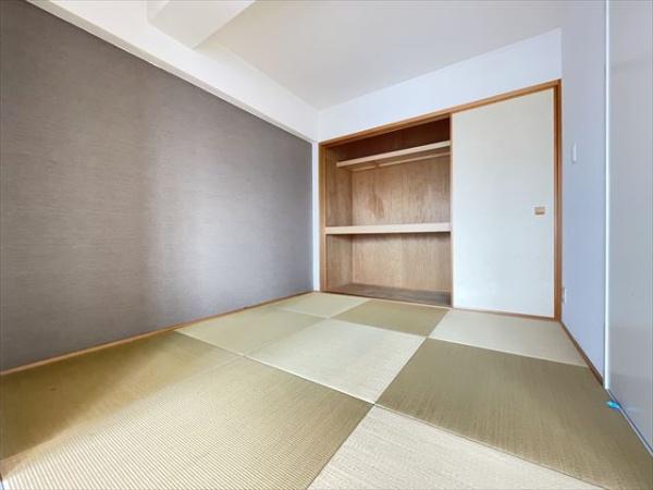 八尾市南植松町４丁目のマンション