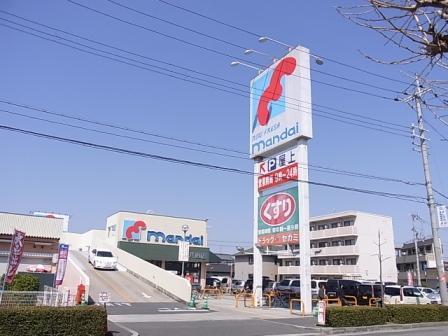 レオパレスロン(万代八尾店)