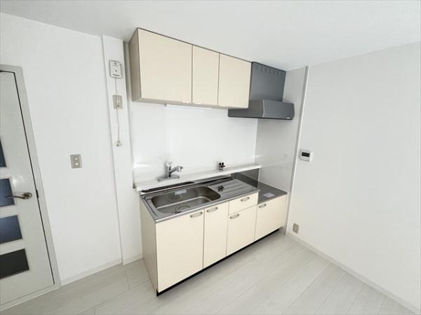 川端マンション
