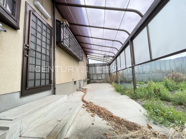 服部川3丁目戸建て
