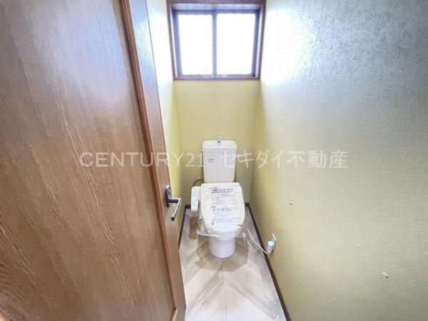服部川3丁目戸建て
