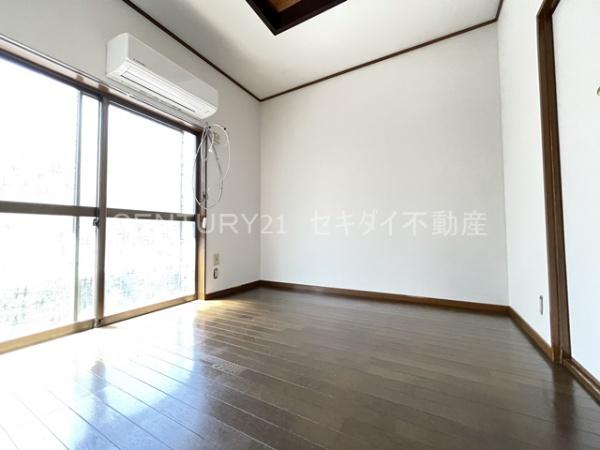 南植松町4丁目戸建て