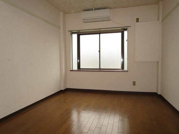 ロイヤル柏原