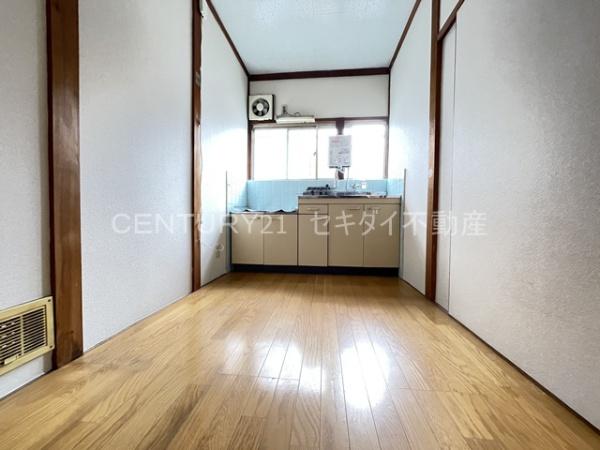 八尾木6丁目貸家