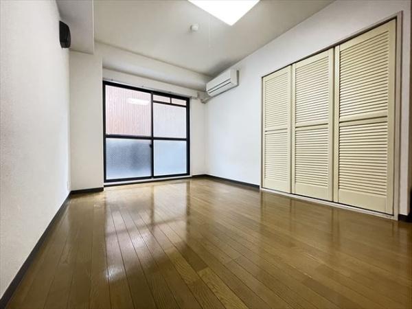 八尾市本町５丁目のマンション