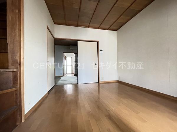 福万寺町南1丁目貸家