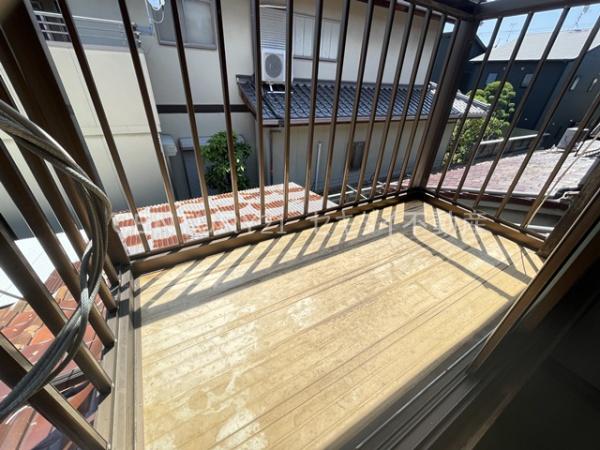 西山本町6丁目貸家