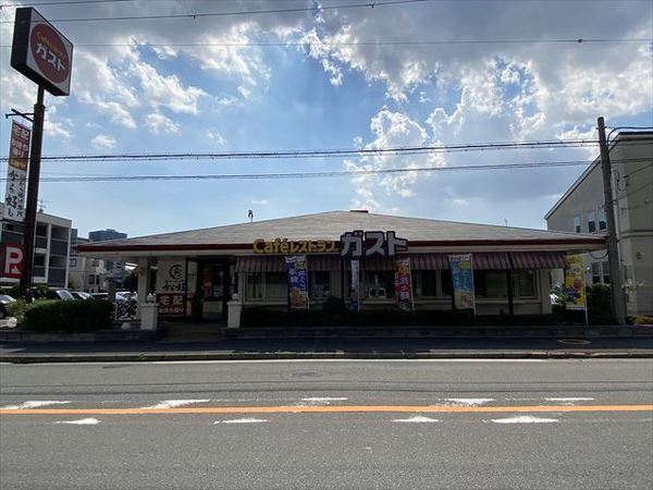 ラパン久宝寺A棟(ガスト八尾久宝寺店)
