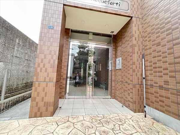 ロックフォルティ