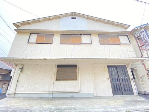西山本町２丁目戸建て