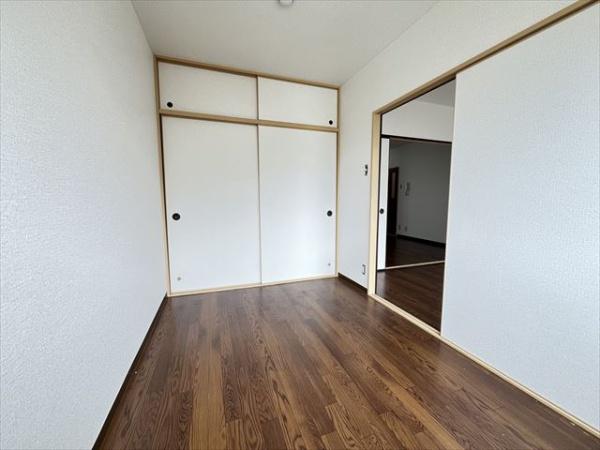 サンハイツ南本町