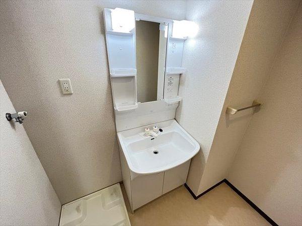 リバーサイド金岡六番館