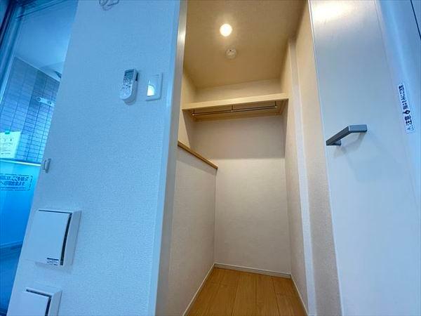 シェモワ　八尾