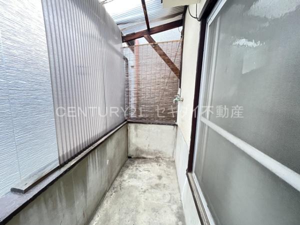 大蓮東4丁目貸家