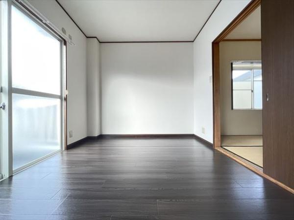 エスパリエ八尾