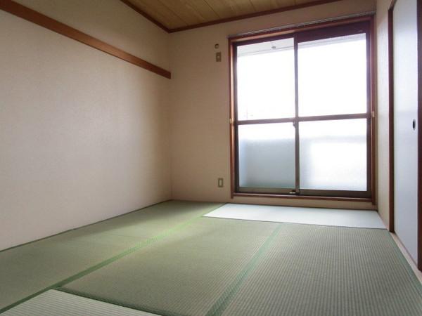 ハイツエバーグリーン