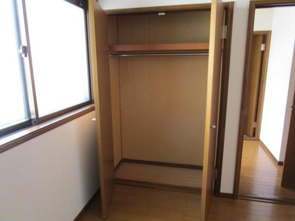 ハイツエバーグリーン
