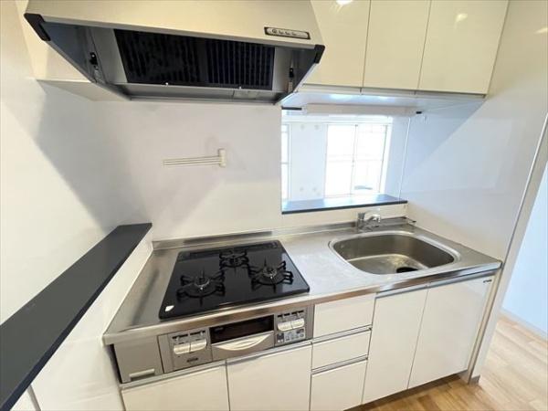 八尾市南植松町４丁目のマンション