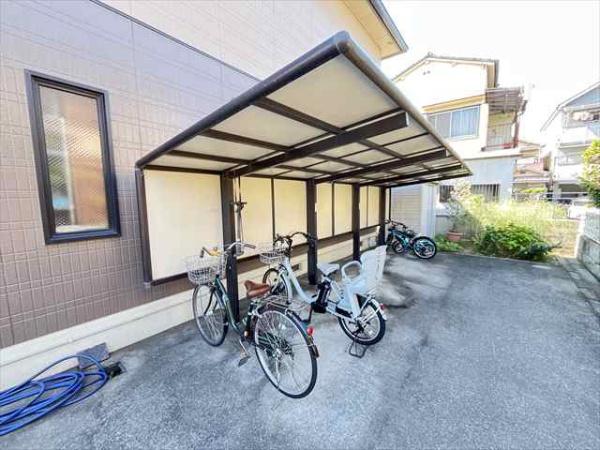 ラークコート